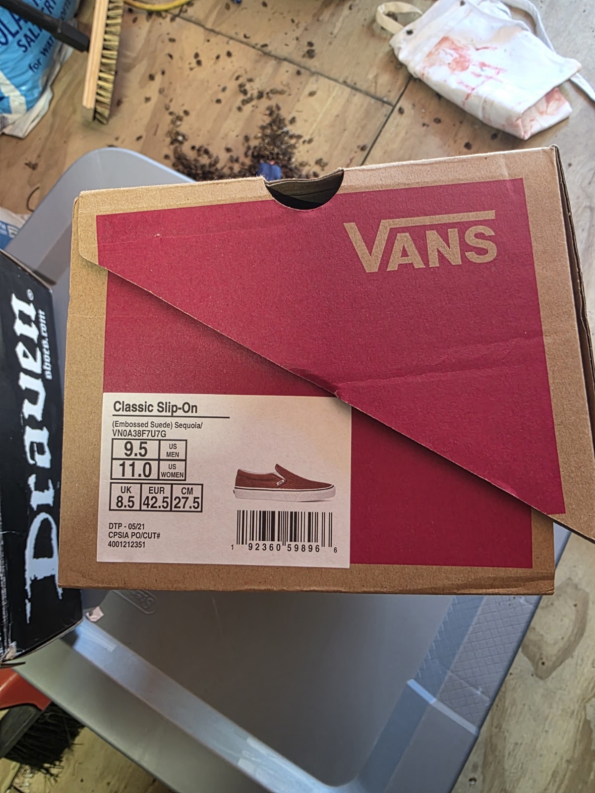 VANS Classic Slip-On Suede Checker Slip-On Low Top Sneaker Red VN0A38F7U7G