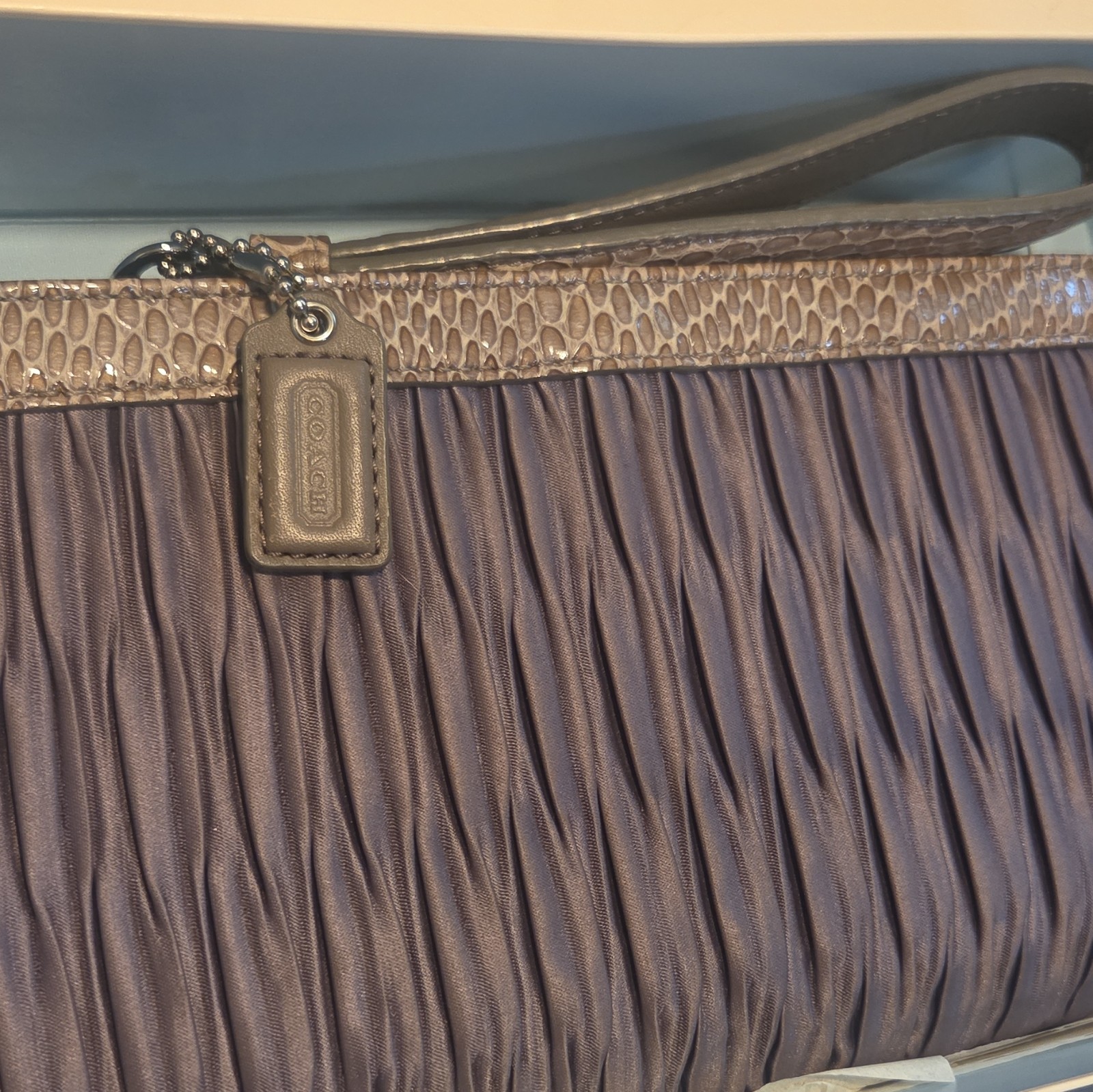 Coach Pleated Shoulder Bag Zip Pouch Wristlet Brown Purple Lined Pockets