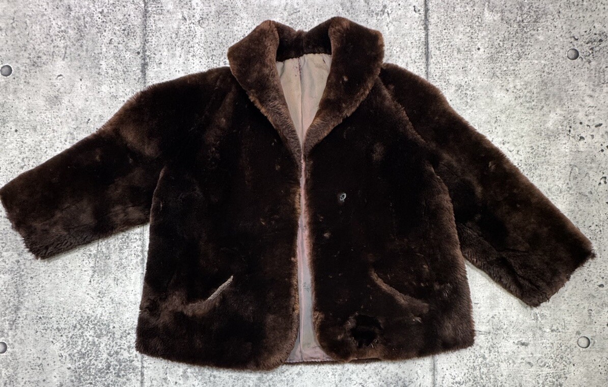 Vtg Designer Furs Jacket Coat Beaver Satin Lined Beautiful Stylish Classic Gift