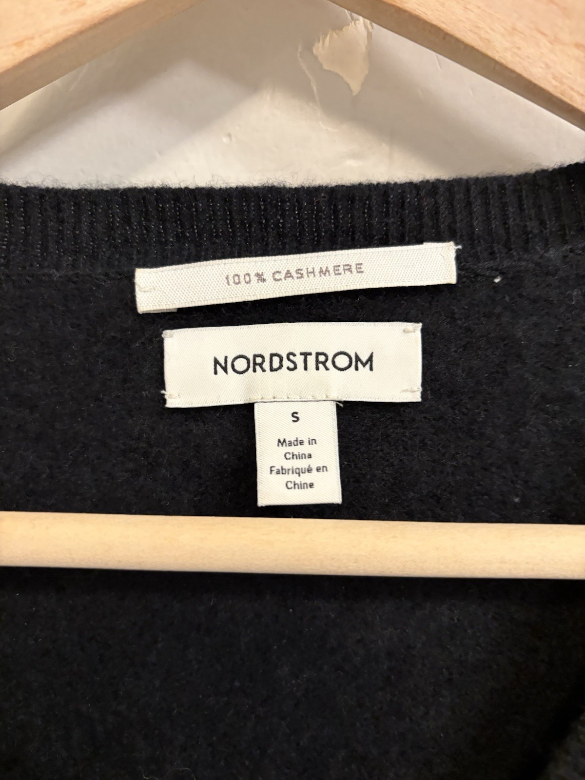 Nordstrom Women’s Size Small Black Cozy 100% Cashmere Pullover V-Neck Sweater