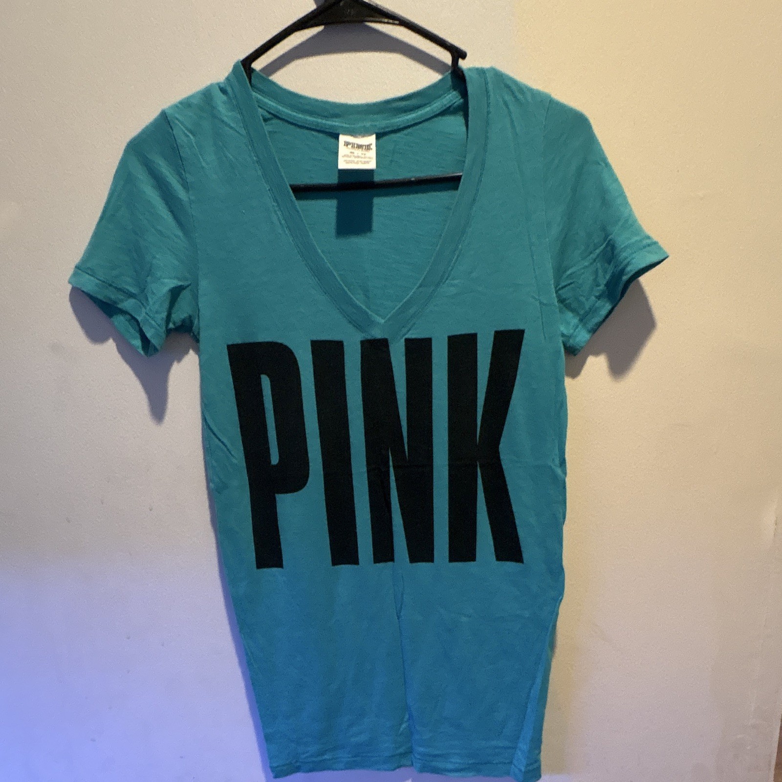 PINK Blue Logo Graphic V-Neck Short Sleeve Slim Fit T-Shirt Women XS