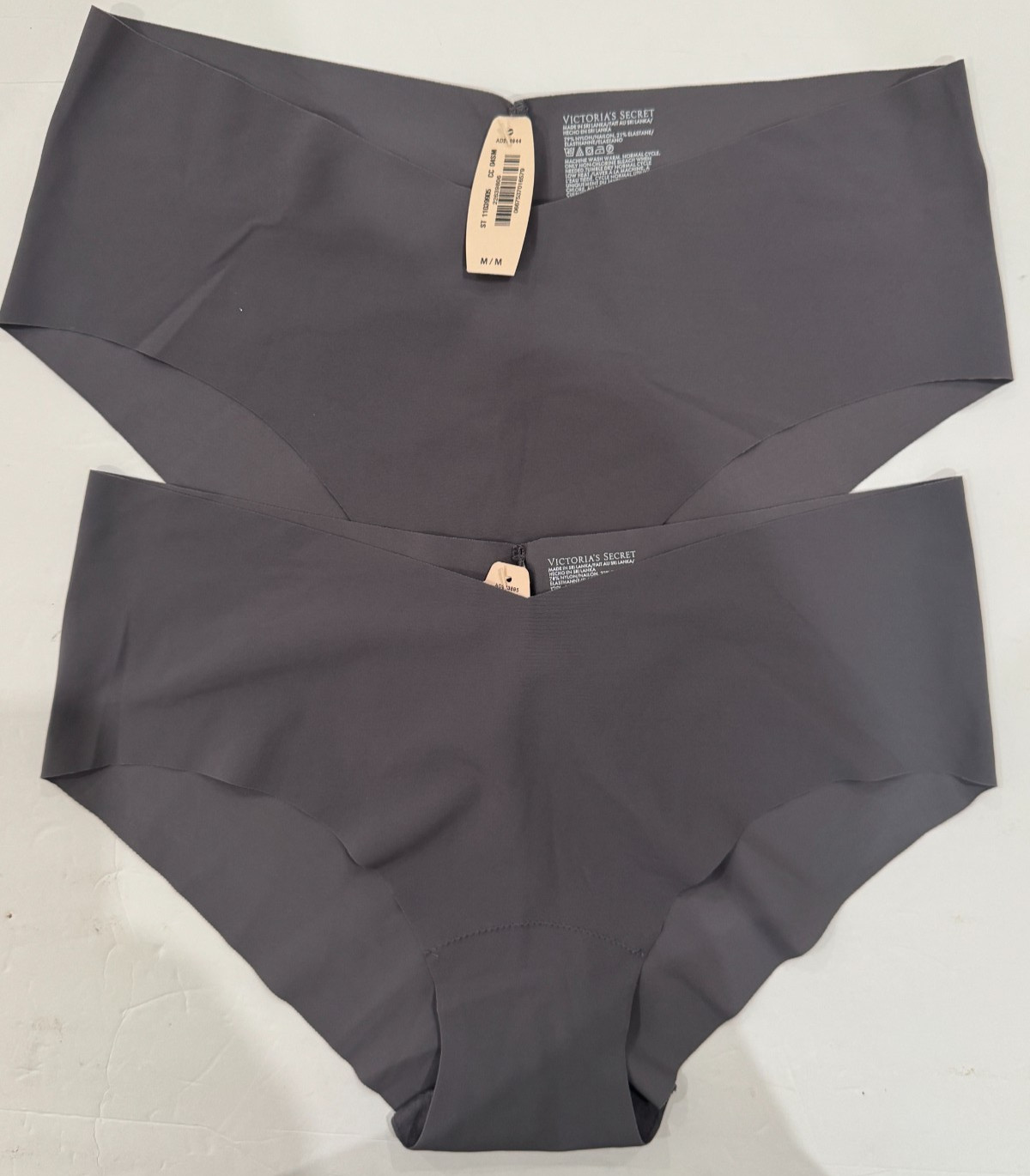 Victoria’s Secret seamless No show panty Gray M Pack of 2