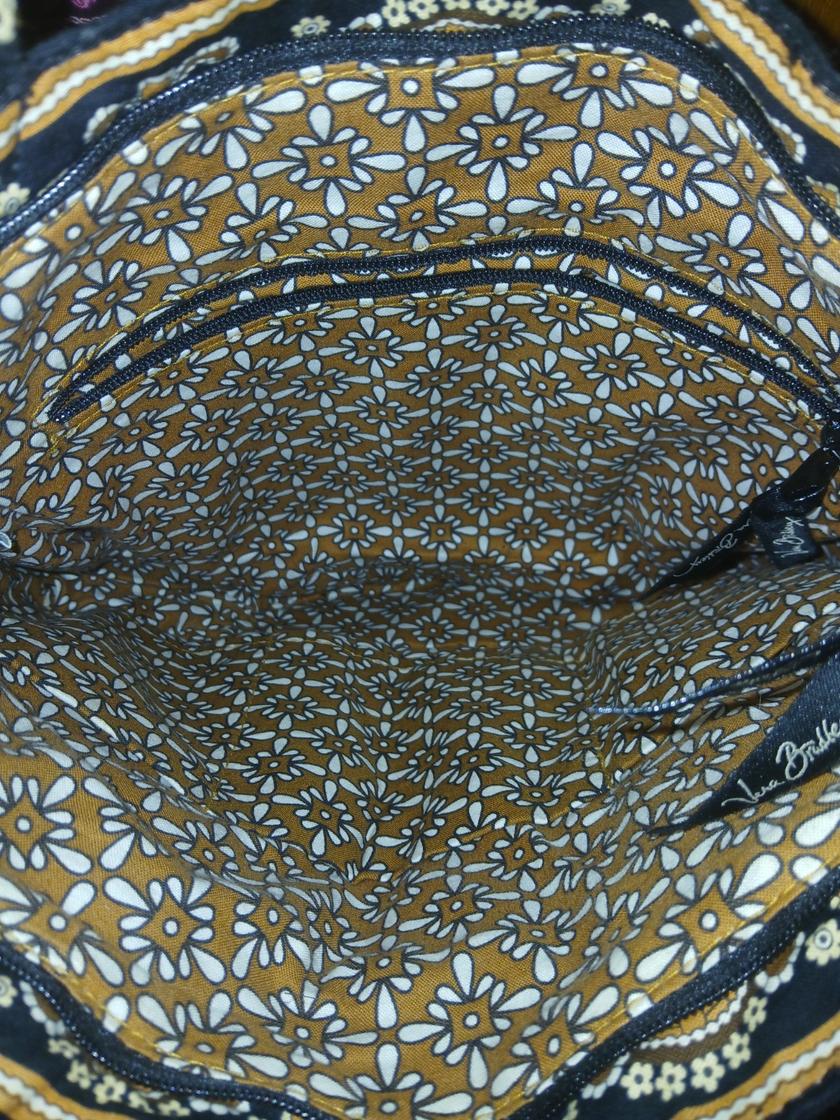 Vera Bradley Women’s Paisley Tote Bag Brown Black White, Lined, Inner Pockets