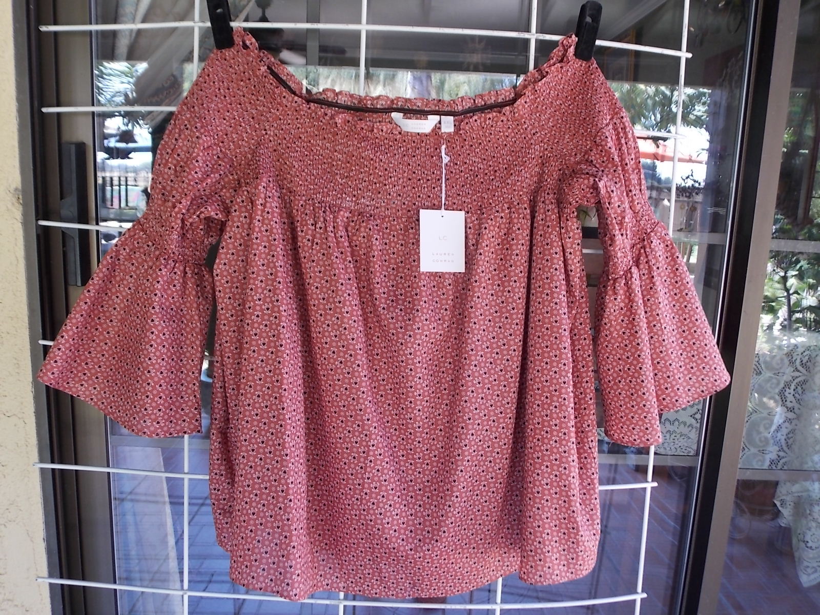 New LC Lauren Conrad Desert Dreamer Off The Shoulder Shirt Sz. XXL 46″ Bust