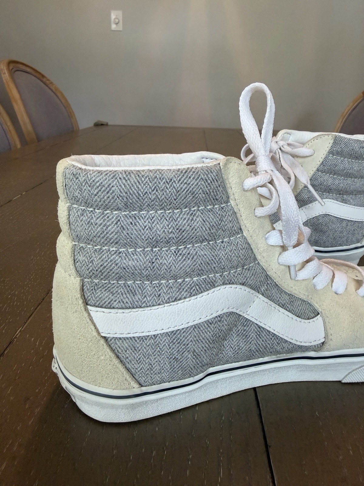 Vans Sneakers Men’s Sk8-Hi Turtle Dove White & Gray High Top Shoes • Size 6