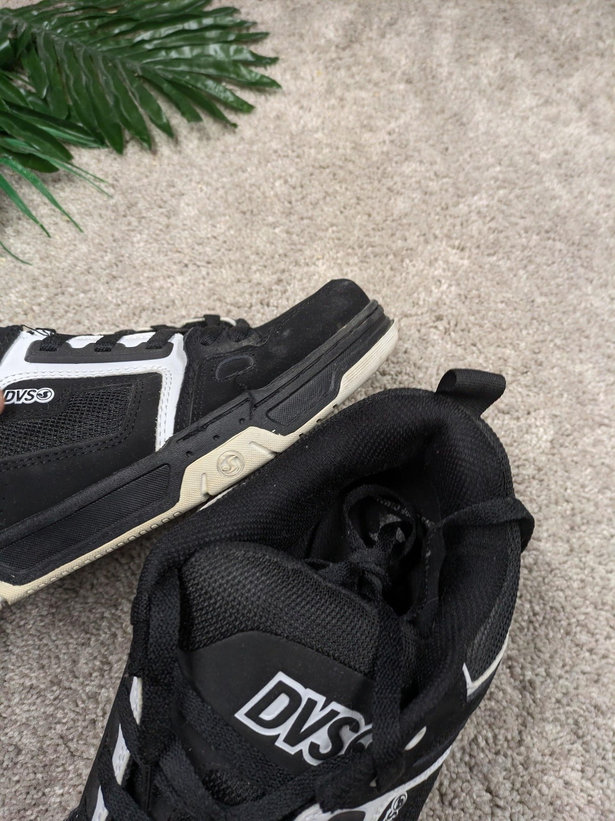 DVS Comanche Shoes Mens Size 12 Black White Low Top Skate Sneakers DVF0000029
