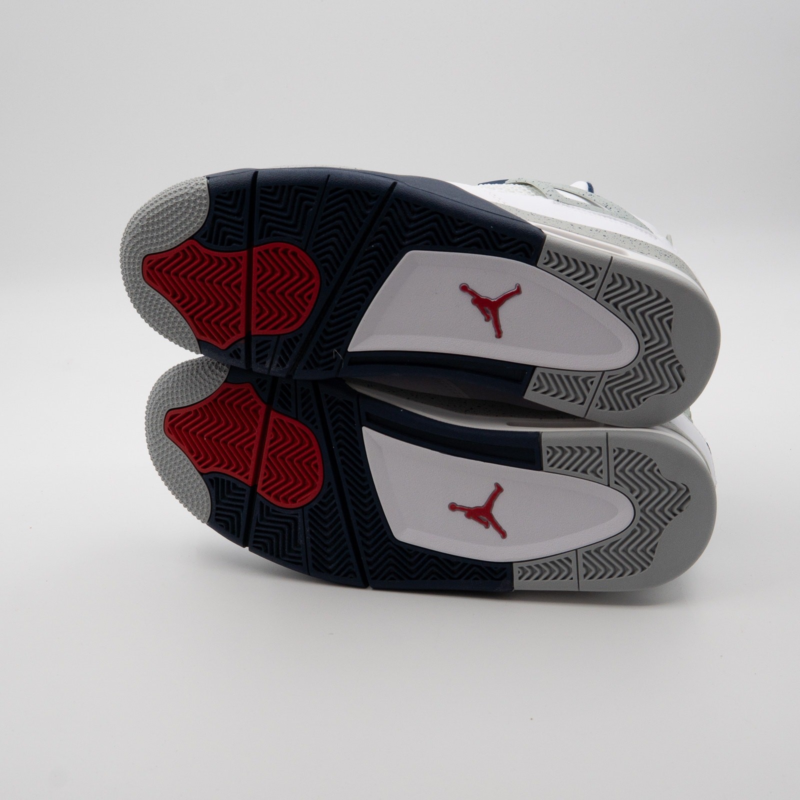 Jordan 4 Retro Midnight Navy Size 12 VNDS