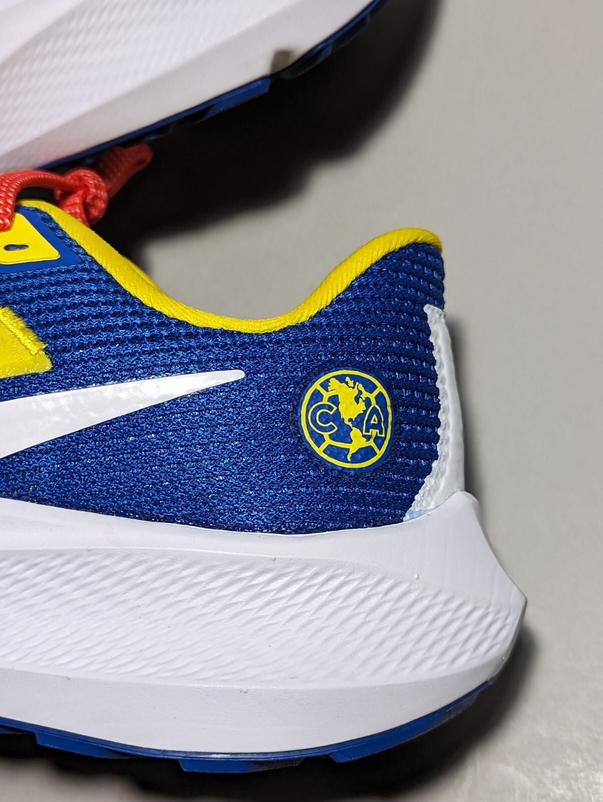 Nike Club America Air Zoom Pegasus 40 Running Shoes Mens 15 FN0012-400 Blue Jay