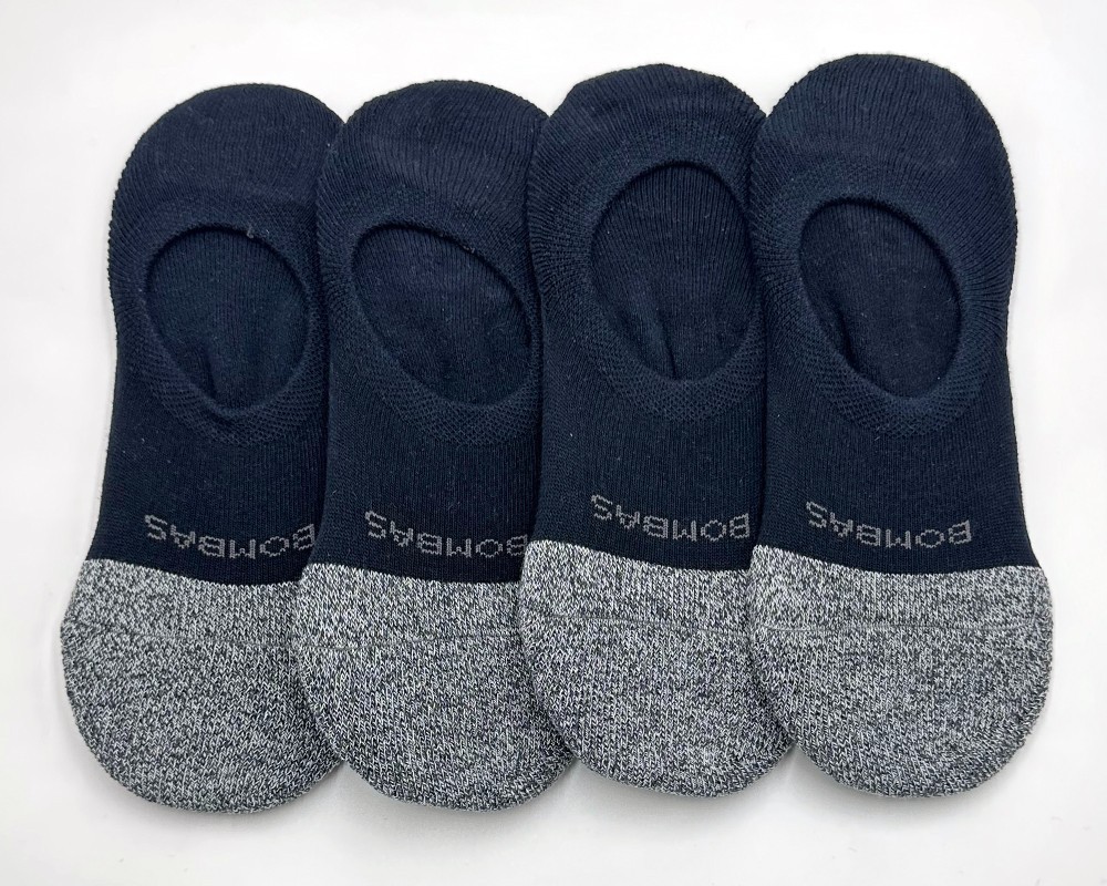 NEW 4 pairs BOMBAS Men’s Cushioned No Show Socks Everyday Size Med 6-9 black