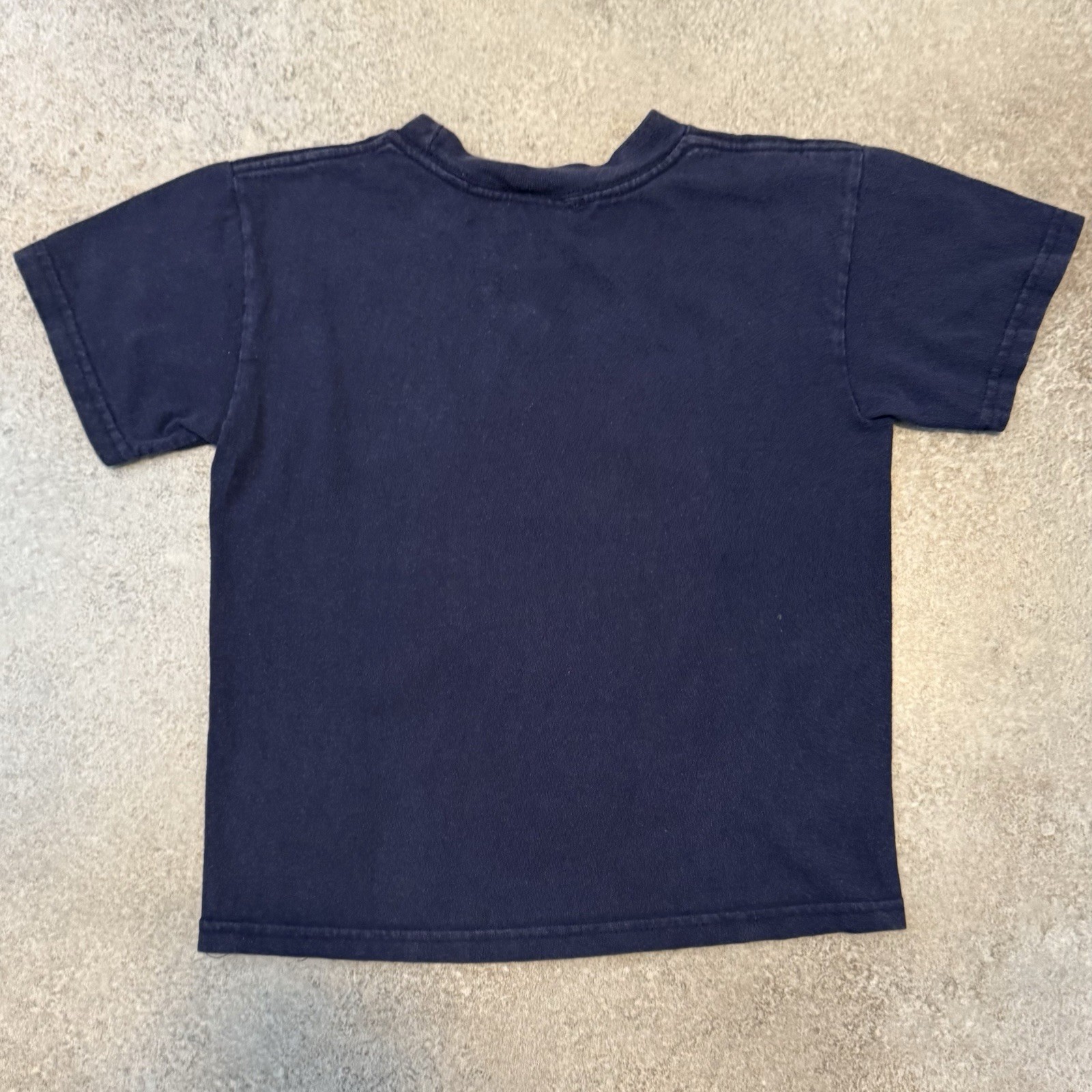 Vintage Y2K Madagascar Escapees Tee Shirt Youth 6 Movie Promo Blue 2005 Cartoon