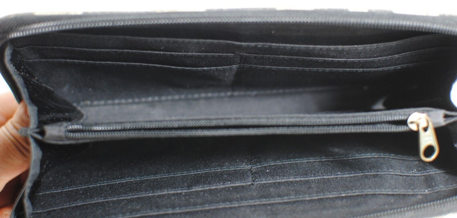 Billabong Zipper Wallet Clutch Grey Credit Card Holder 8.5 inches Long