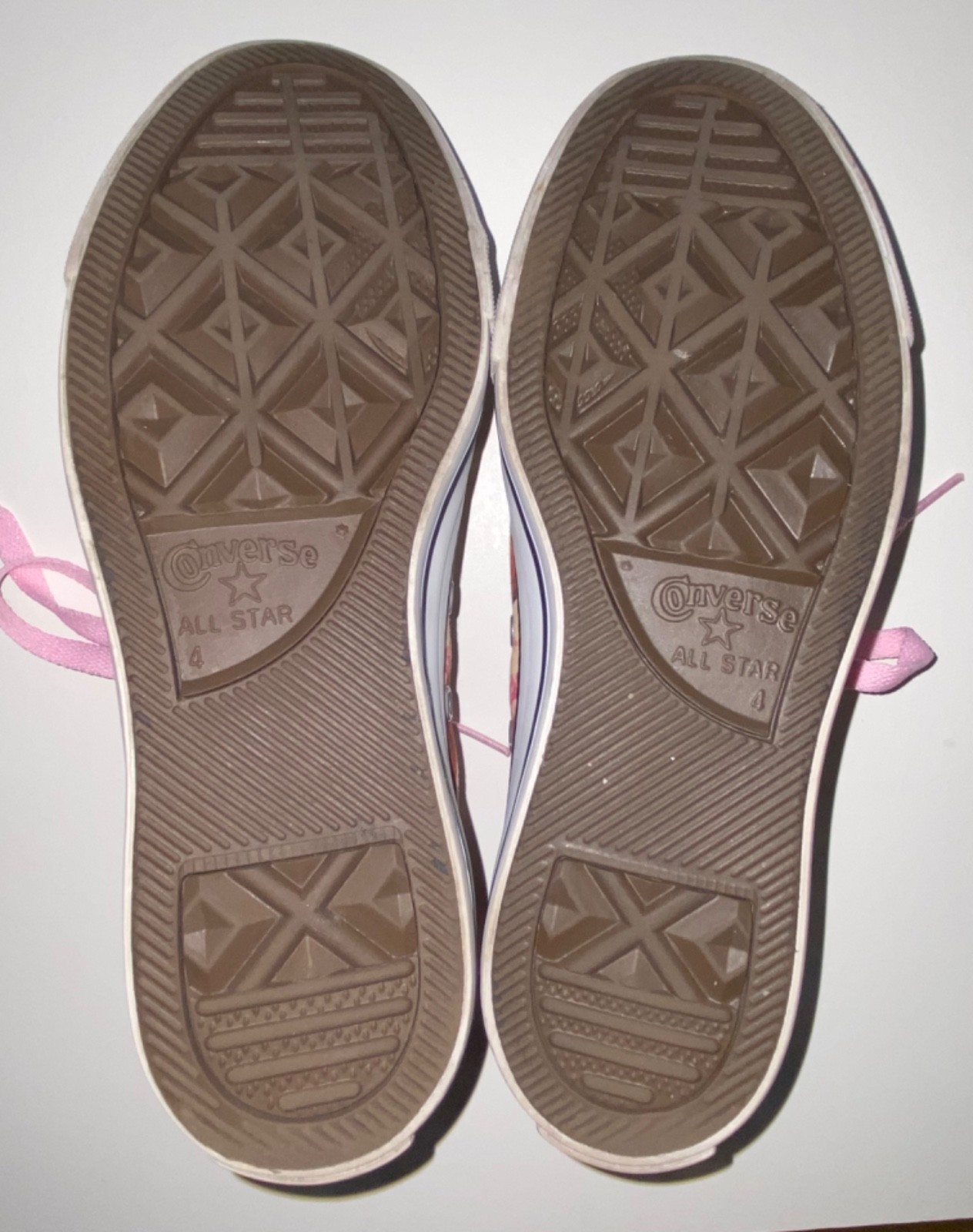 Converse All-Stars RARE Donuts Doughnuts High Tops Men 4 / Women 6