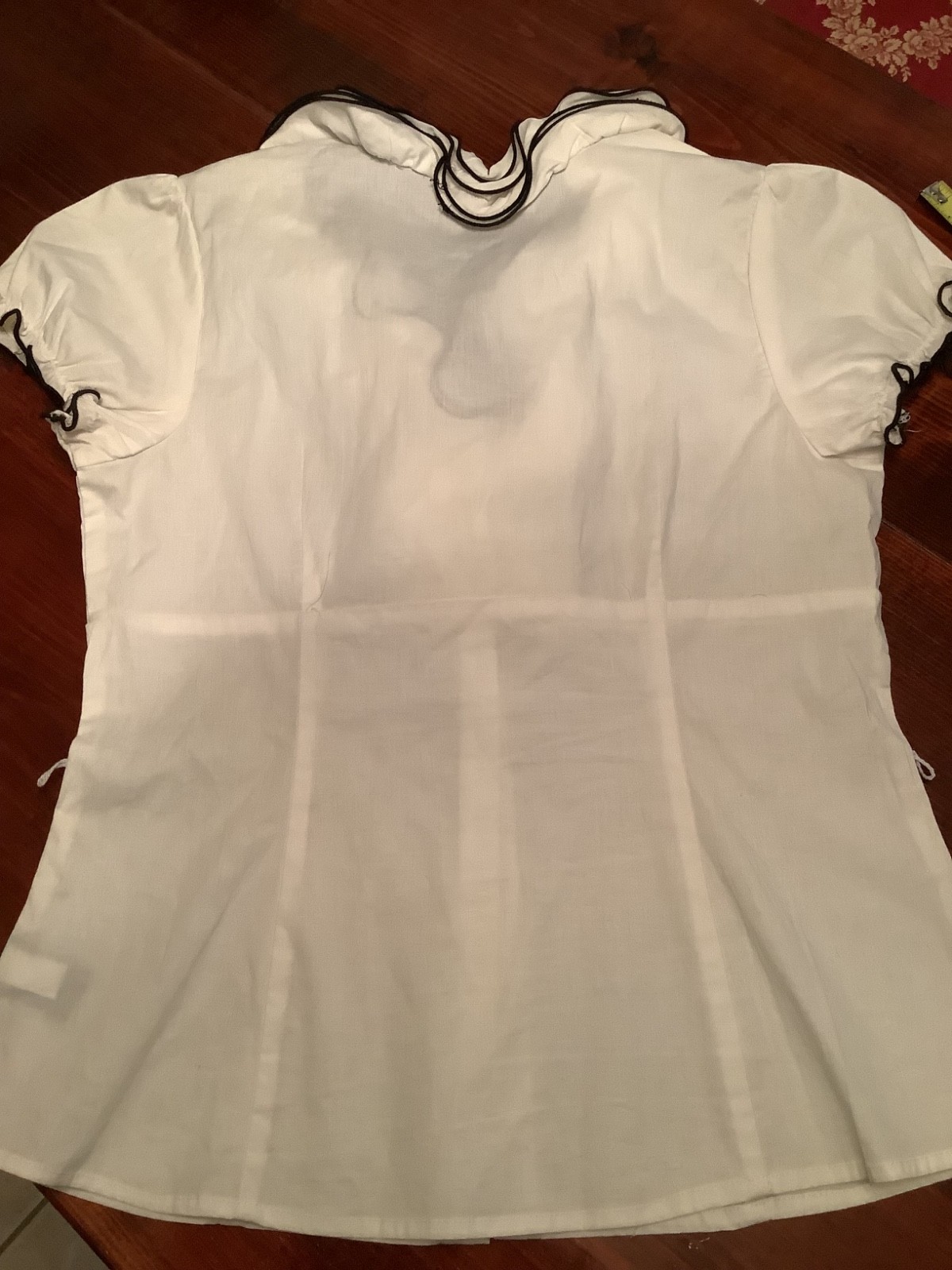 Women’s iZByer White with Black Trim Ruffle Fitted Button Up Top, Size XL