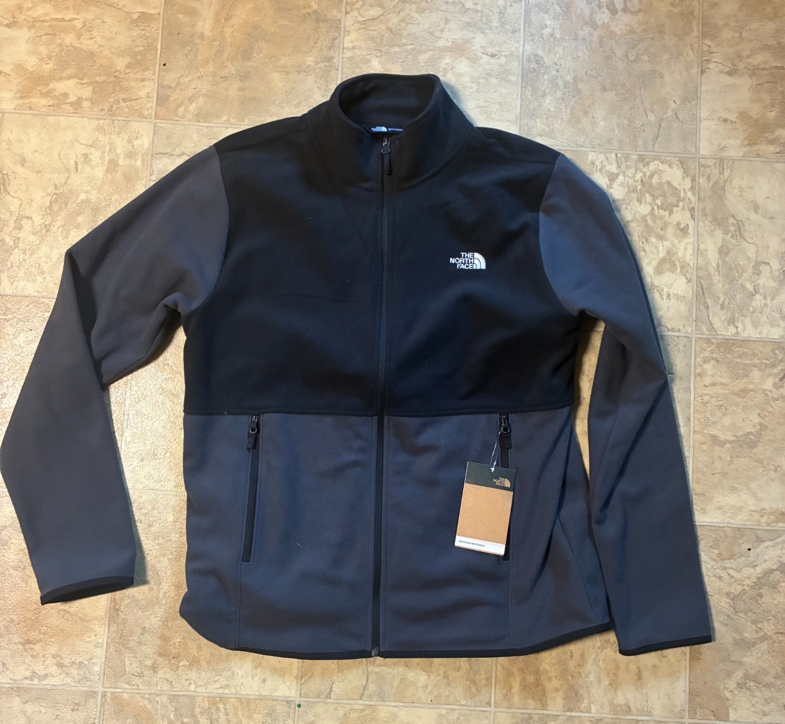 Northface Glacier Fleece Jacket – Large Mens – NEVER WORN Tags still on