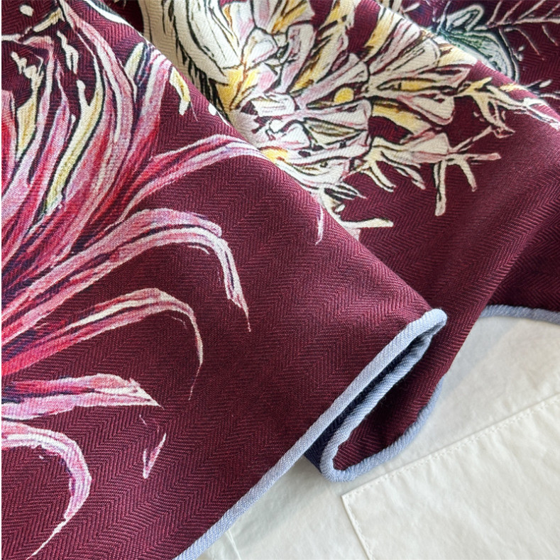 70% cashmere 30% silk Underwater Worldr double sided print square Wrap shawl 53″