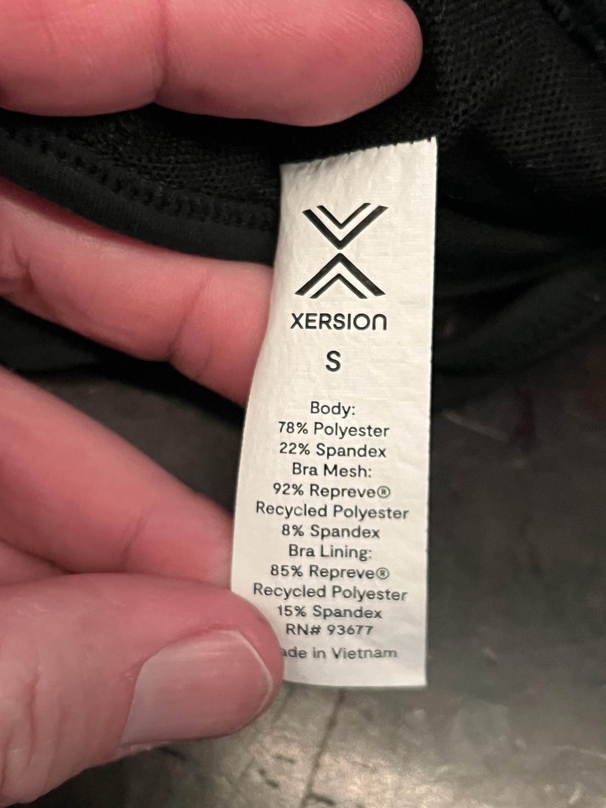 Xersion Sports Bra Womens Small Black Strappy Crossback Padded Stretch Lined