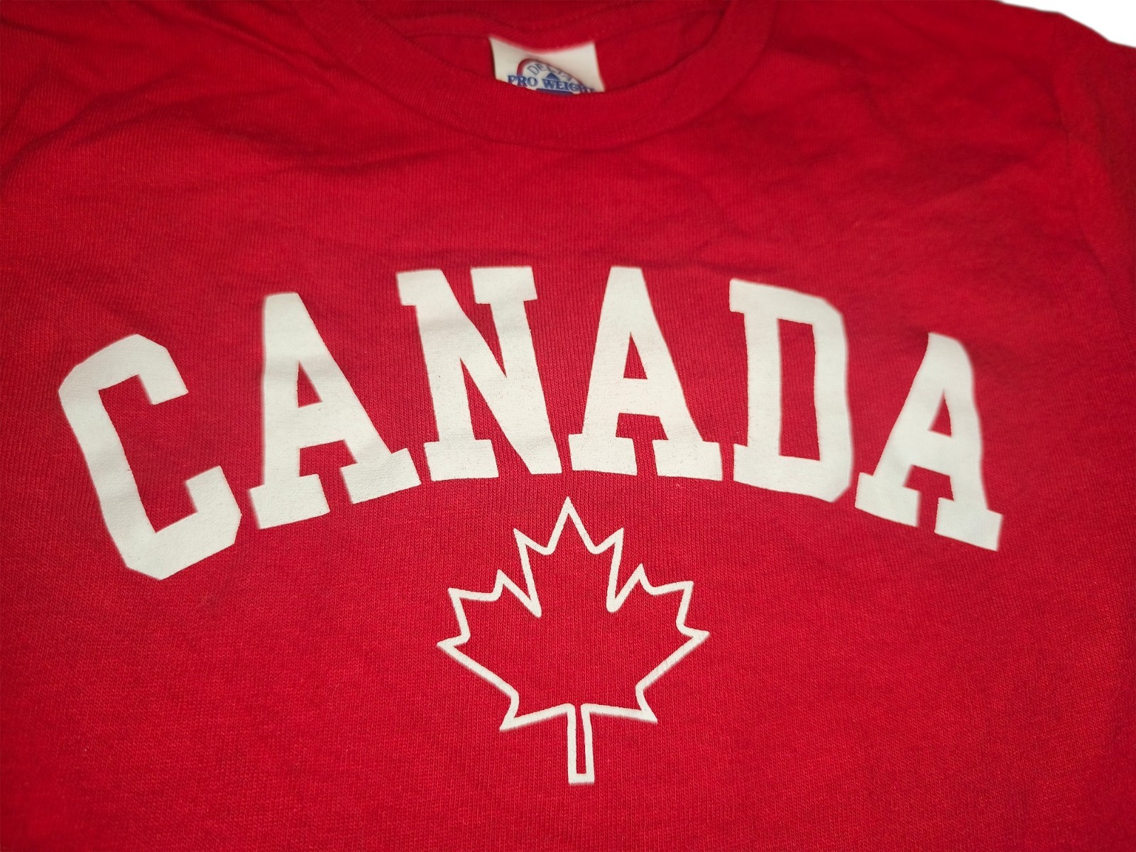 Delta Pro Weight Canada T Shirt Youth Small Red Maple Leaf Souvenir Graphic Tee