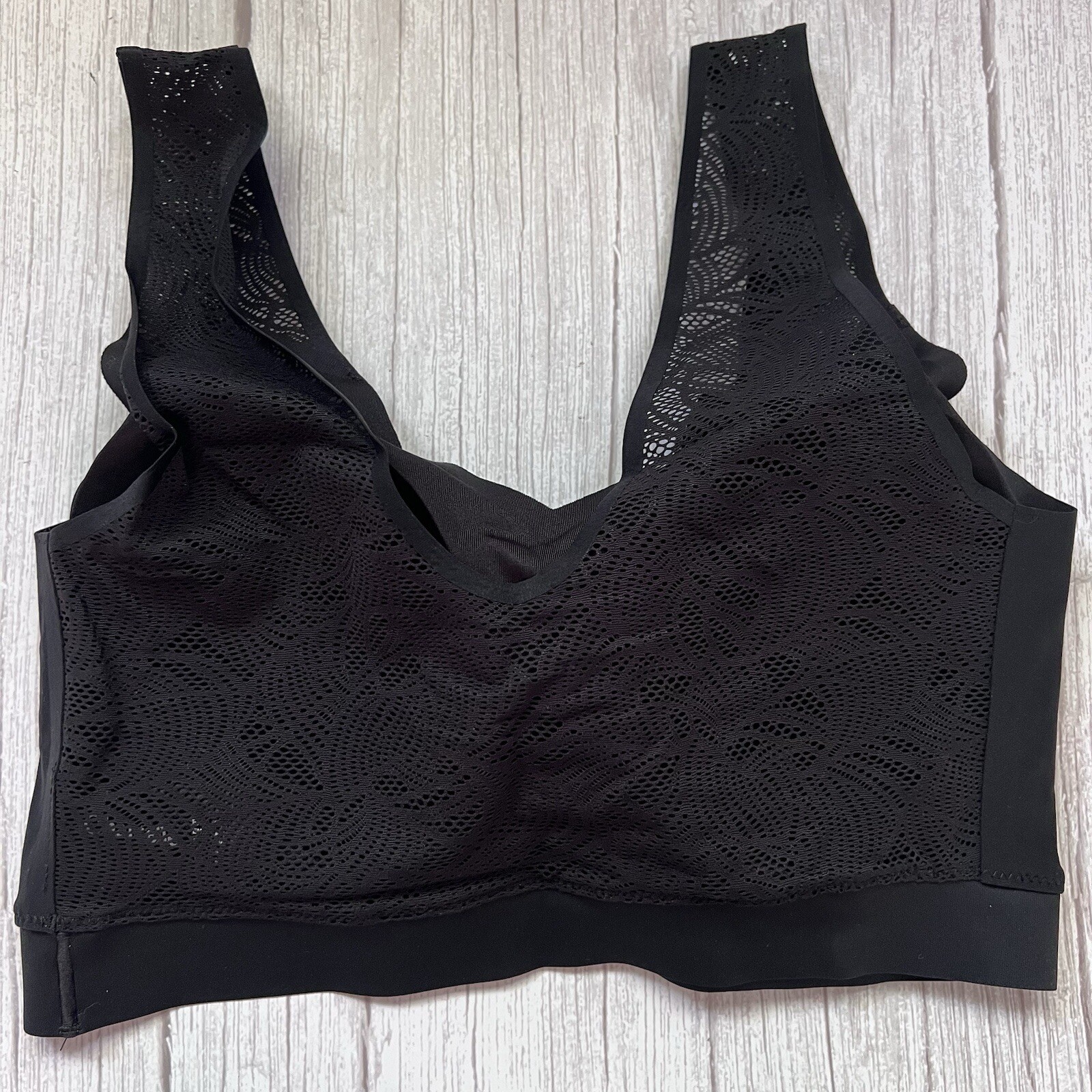 Chantelle Soft Stretch Padded Bra Top With Lace Black Pullover Wireless XS/S