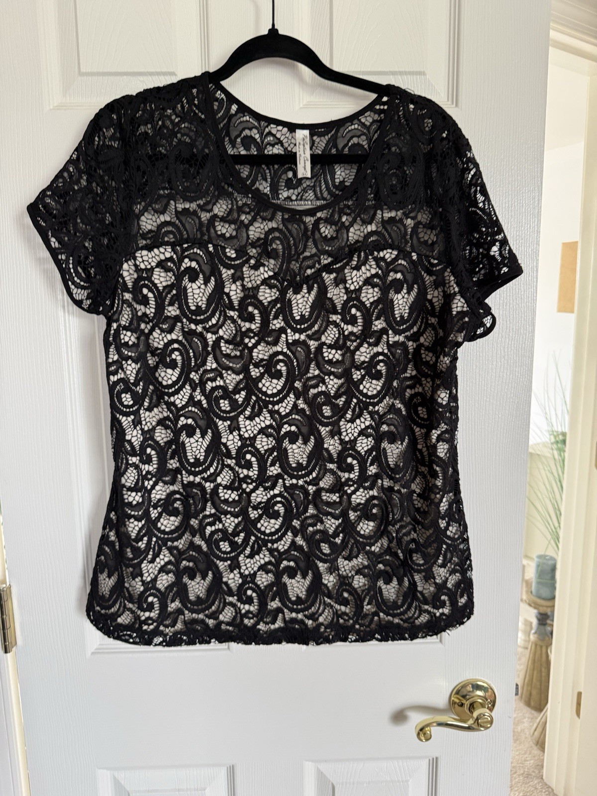 PerSeption Concept Women’s Black Sheer Lace Floral Round Neck Top XL