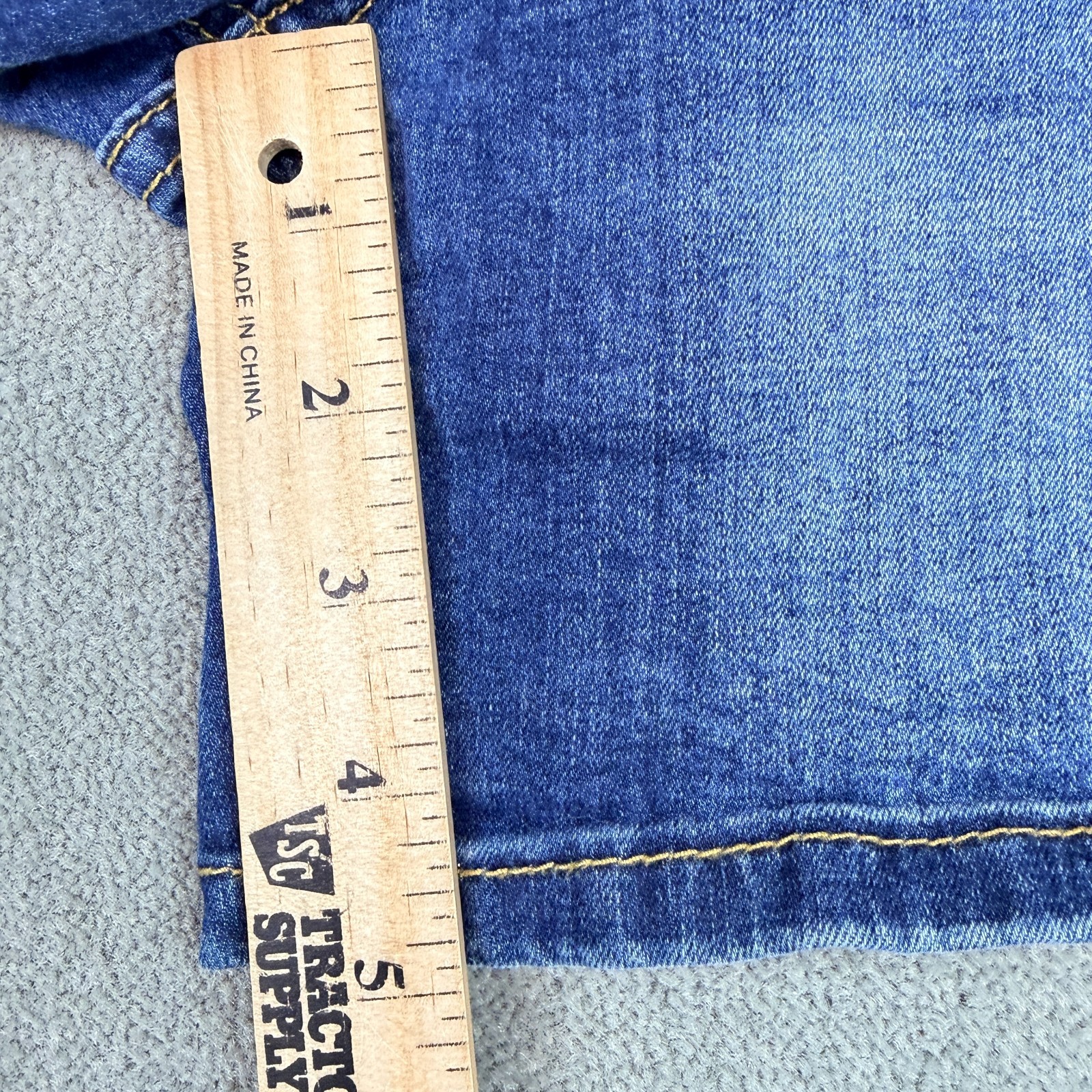 7 For All Mankind Denim Shorts Womens Size 12 Dark Wash Blue Embroidered Pockets