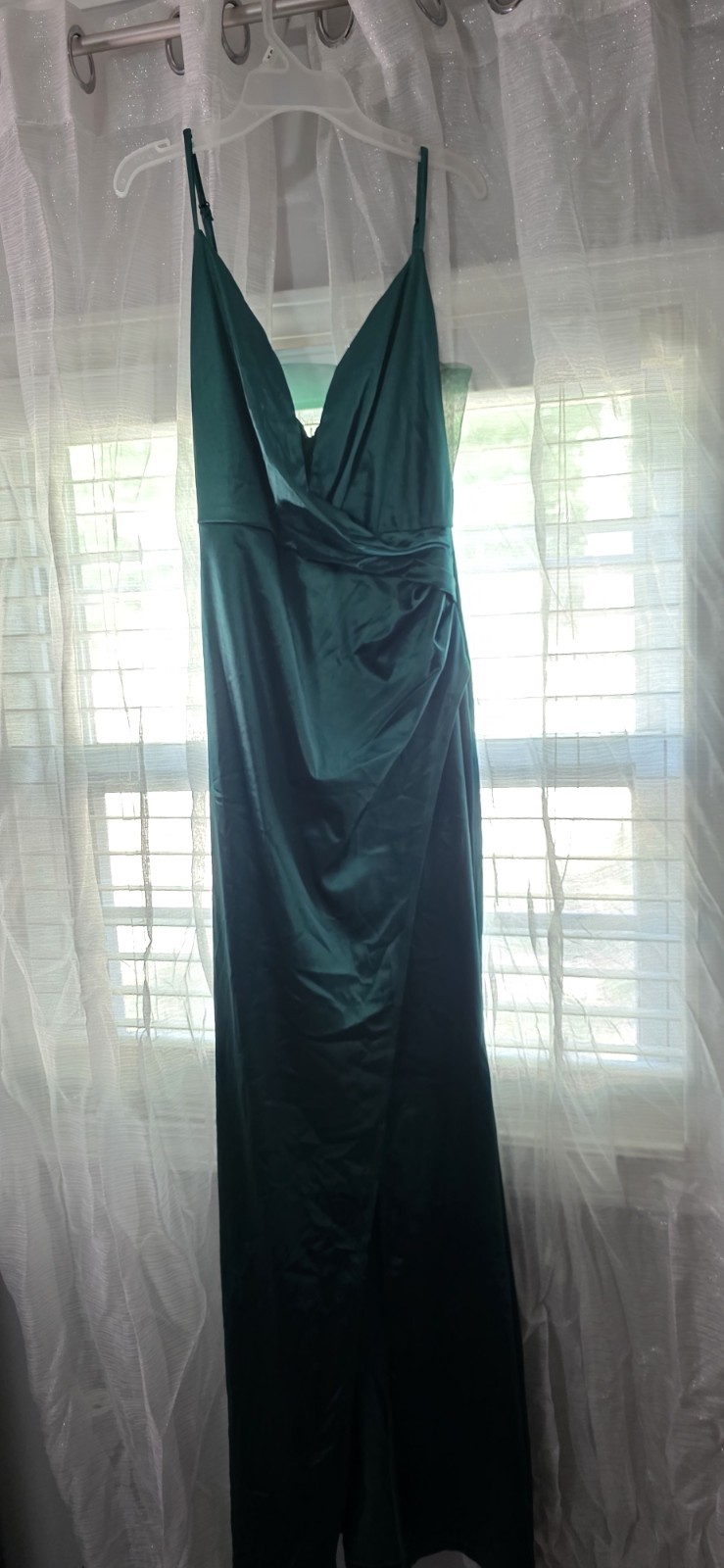 Windsor Green Satin Ruched V-Neck Spaghetti Straps Long Ball Gown Dress M