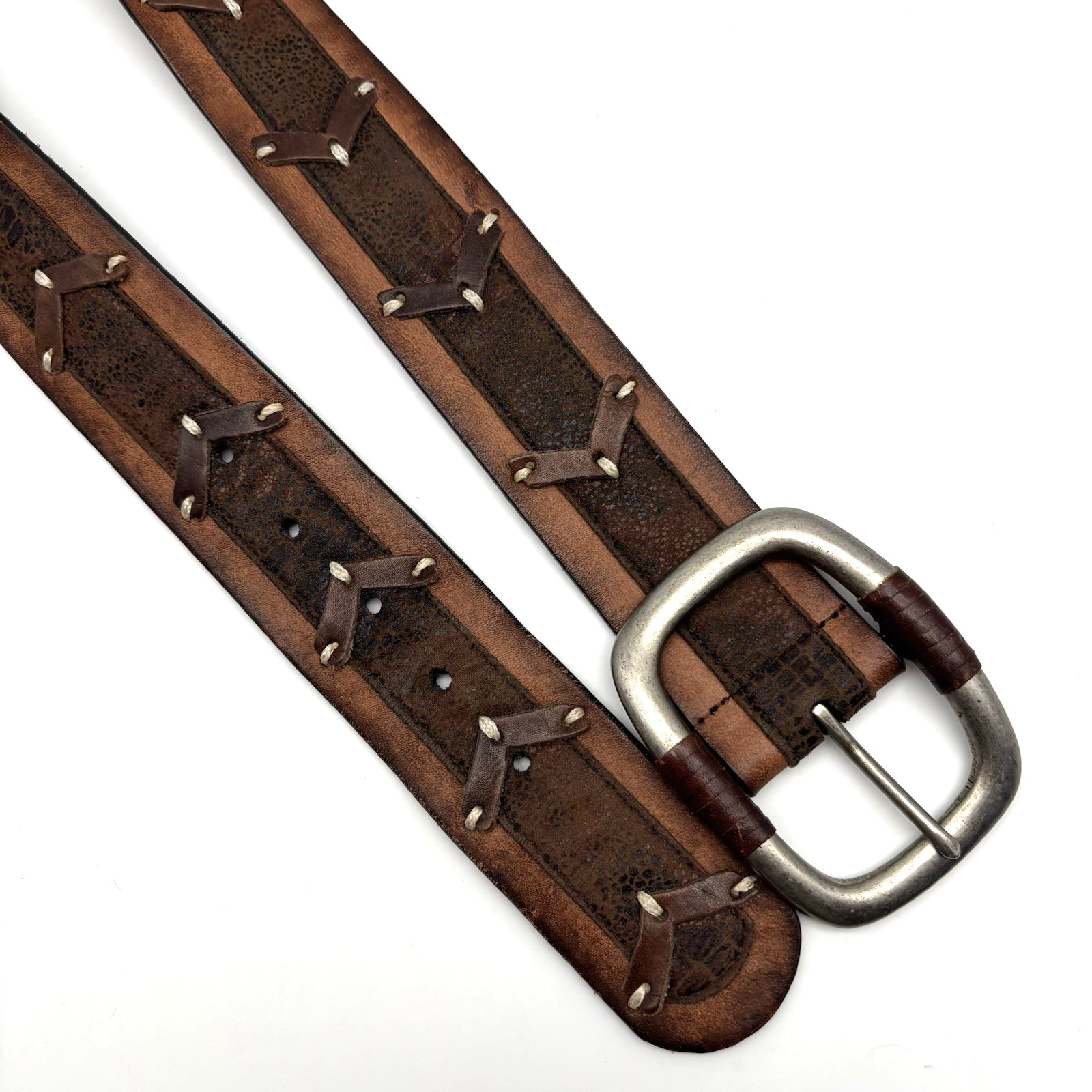 Vintage Y2K Levi’s Two-tone Genuine Leather Chevron Segments Western Belt 30-34″