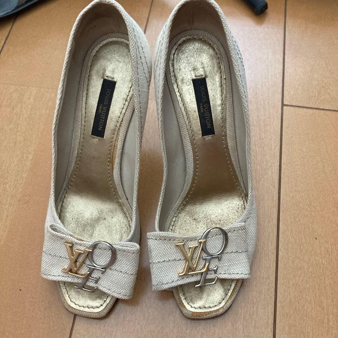 Rare Louis Vuitton Off-White Heels Pumps Size EU35 / US5 Heel 7.1-10cm Popular