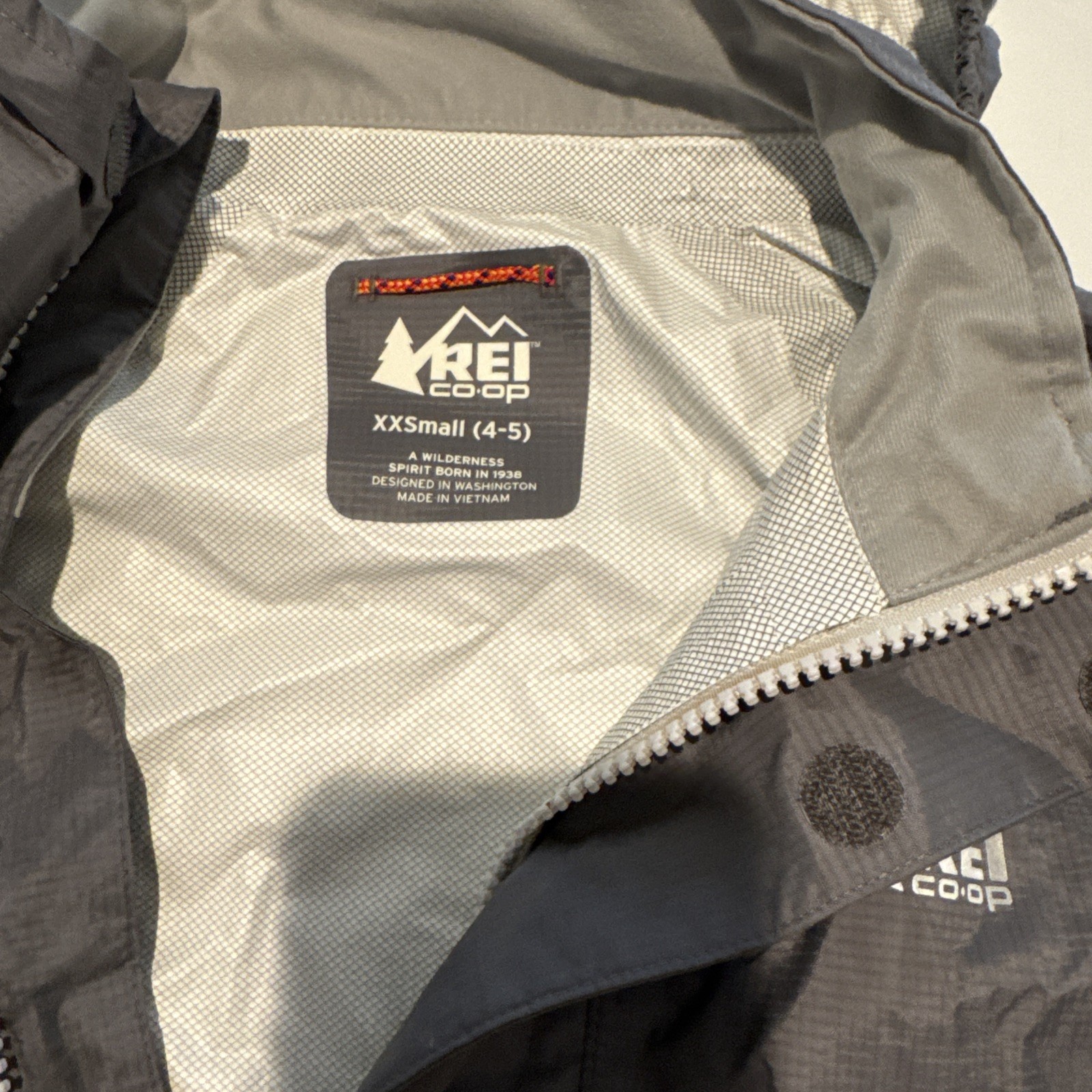 Rei Rain Snow Ski Jacket Shell Water & Wind Proof Size Xxs 4-5 Boys Or Girls