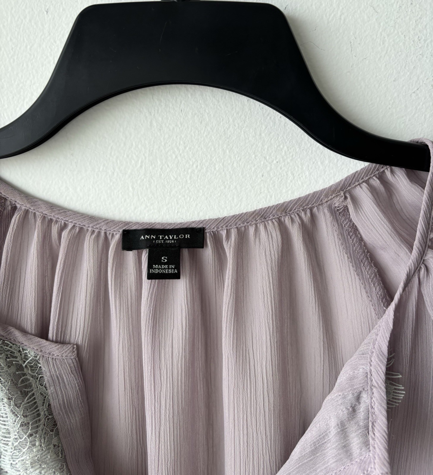 Ann Taylor Blouse Light Purple Lace Sheer Long Sleeve Women S Romantic Fairy