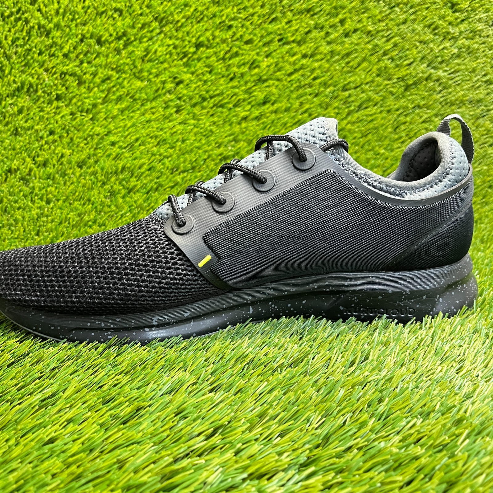 Kuru Atom Mens Size 12E Black Gray Athletic Running Walking Shoes Sneakers
