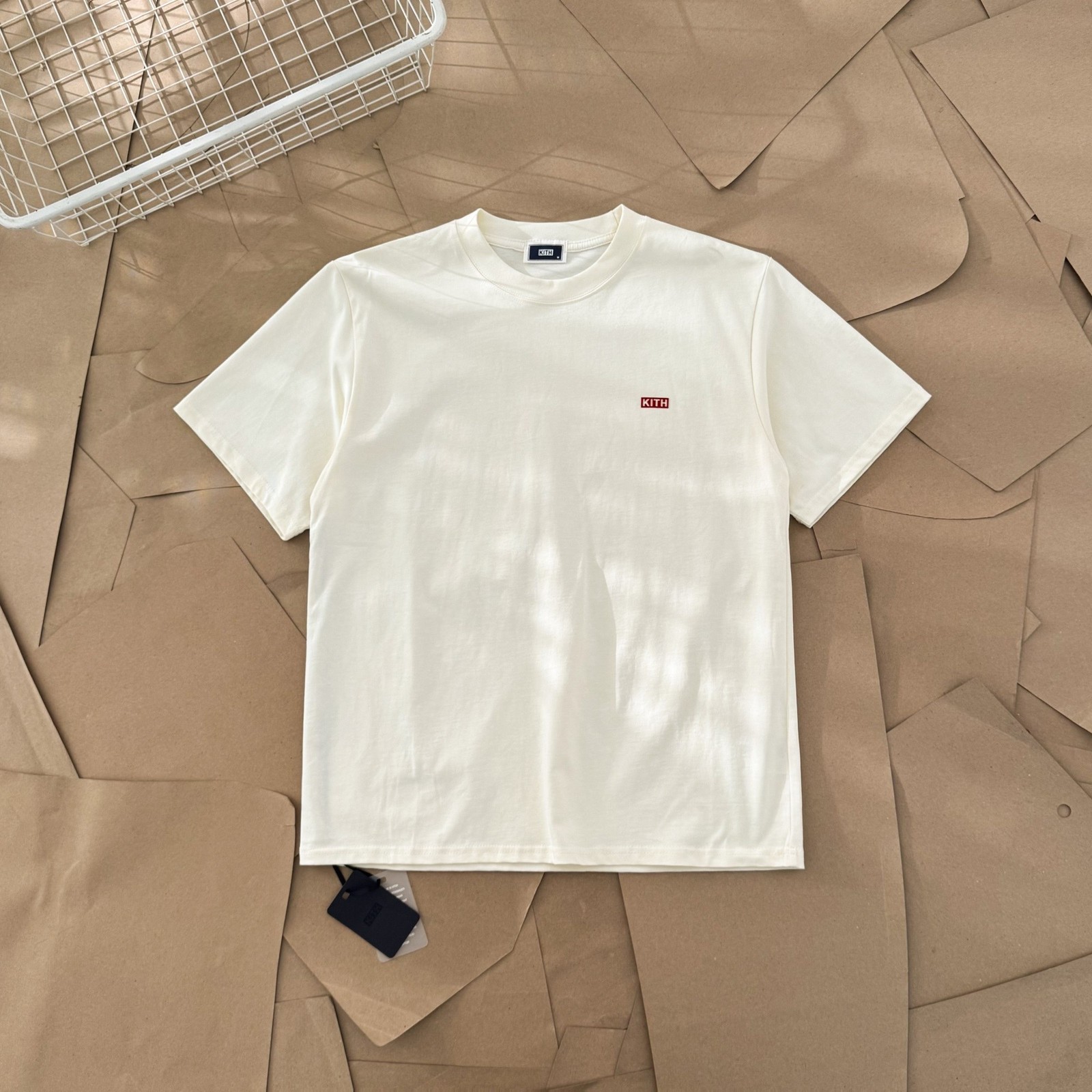 Kith Simple Flocked Small Box Logo Loose Neck Solid Color Short Sleeve Couple