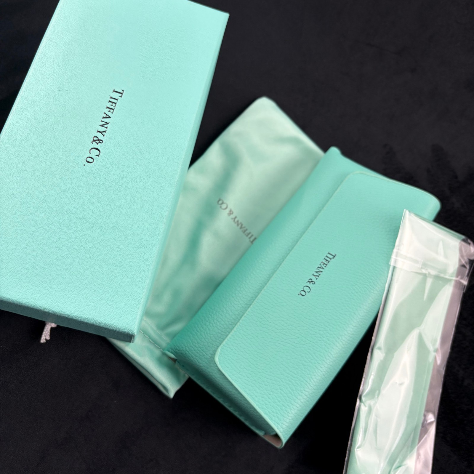 New In Box – Tiffany Rimless Sunglasses Women’s Gold Frame Blue Tinted Lenses