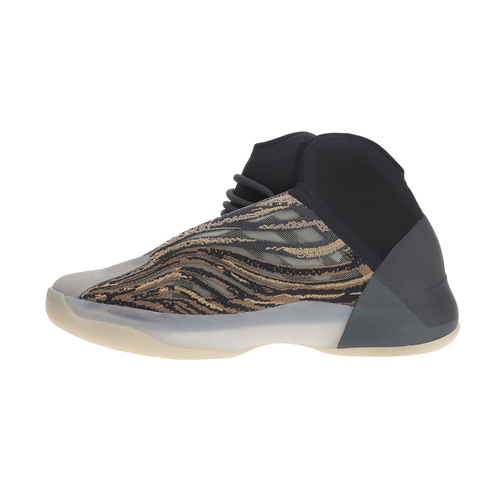 adidas Yeezy Quantum Basketball Mens Beige, Black Sneakers Athletic Shoes GX13