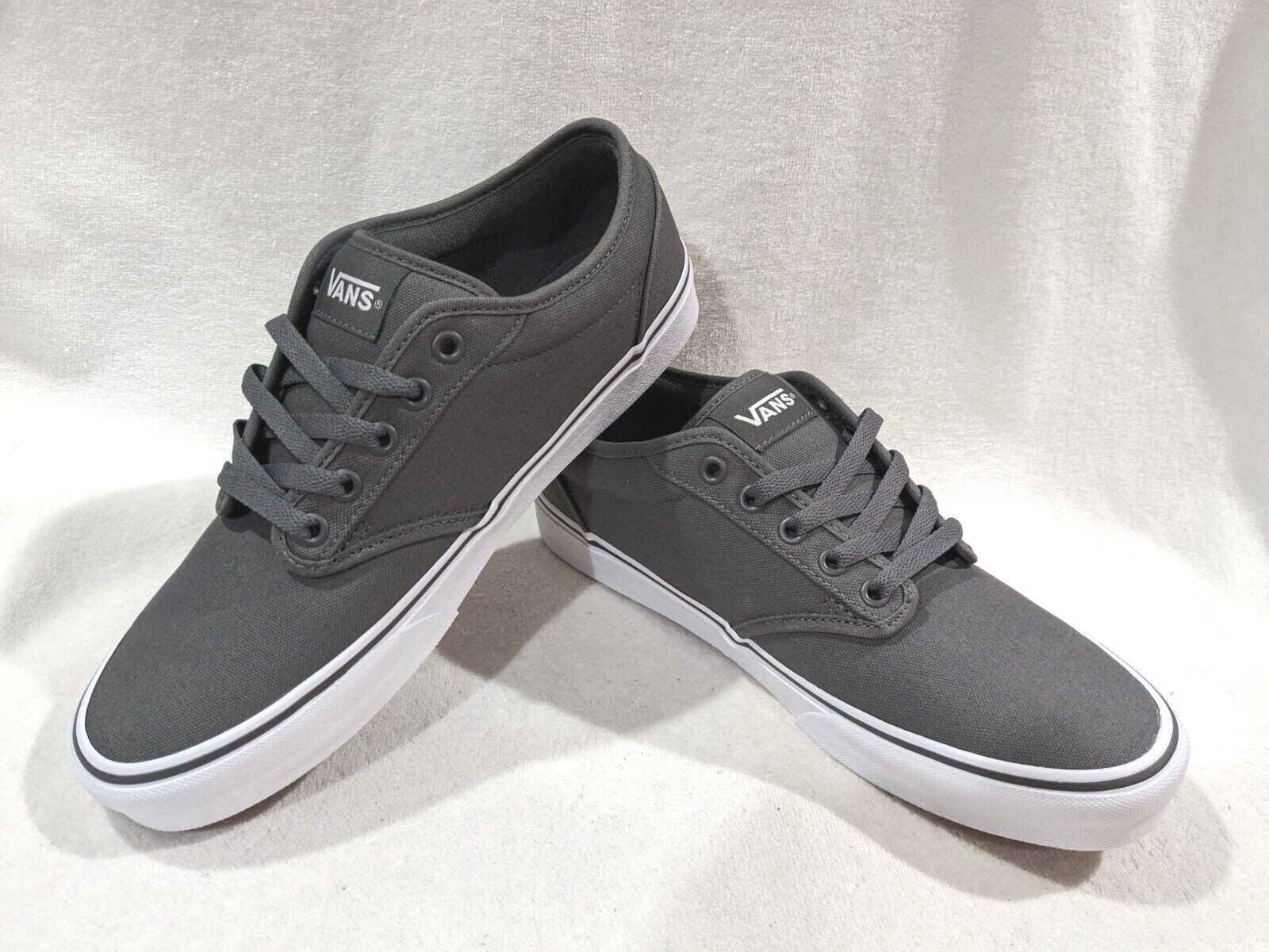 Vans Men’s Atwood Pewter/White Canvas Skate Shoes – Assorted Sizes NWB