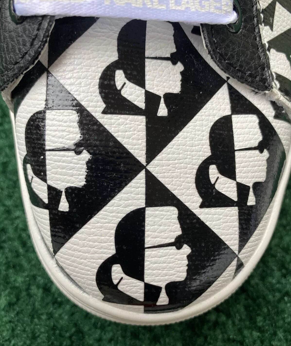 Karl Lagerfeld Paris Womens Size 7.5 Cate Diamont Screen Platform Sneakers