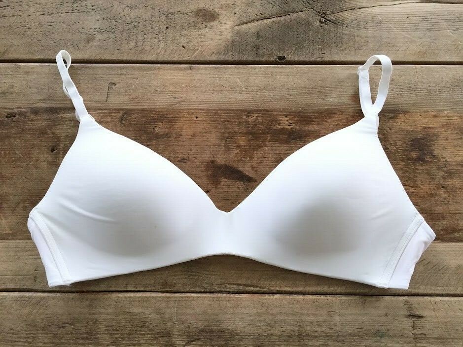 Victoria’s Secret Smooth White 32C T-Shirt Lightly Lined Wireless Bra VS!!