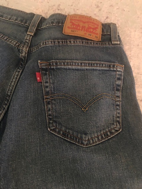 Men’s Levi Strauss “527” 29X32 red tag upgrade (511)