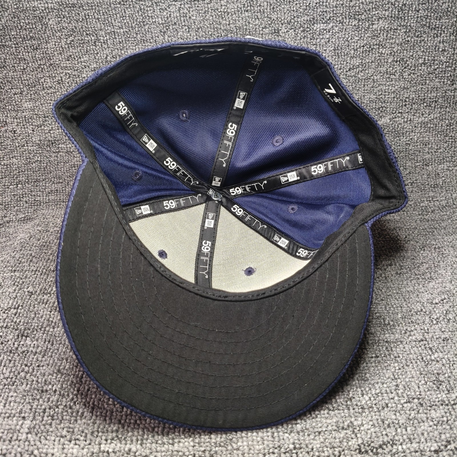 New Era Hudson Valley Renegades 59FIFTY Fitted Navy 7 1 4 Hat