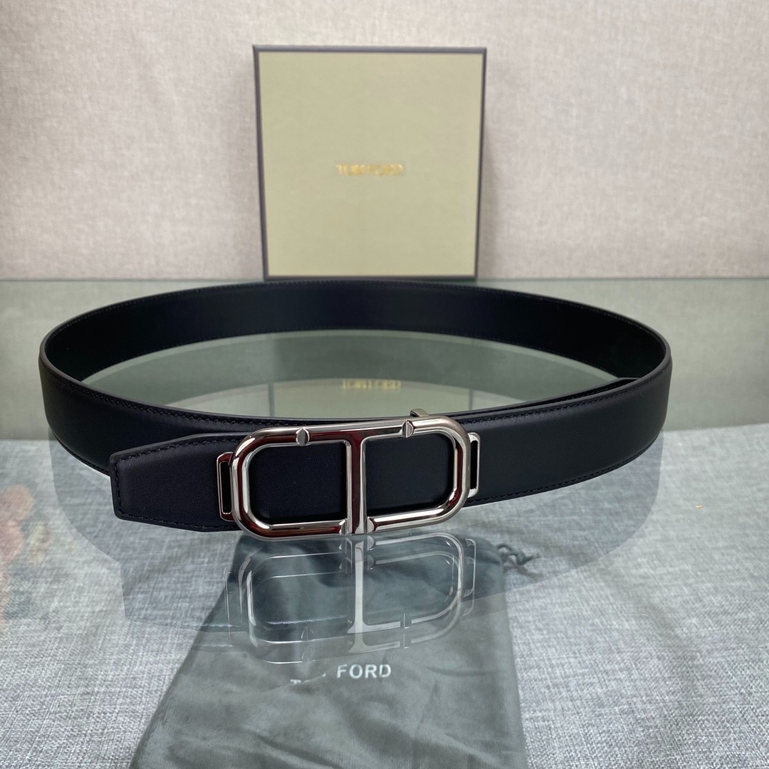 Tom Ford Mens Reversible Black Leather Stadium Buckle Belt