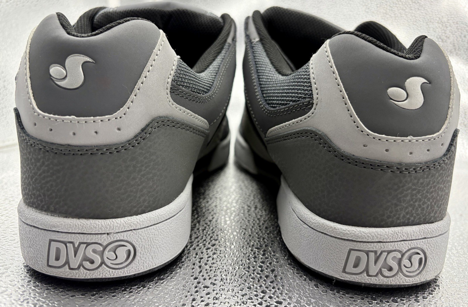 DVS Celsius Mens size 12 leather Skate / Casual shoes FREE SHIPPING