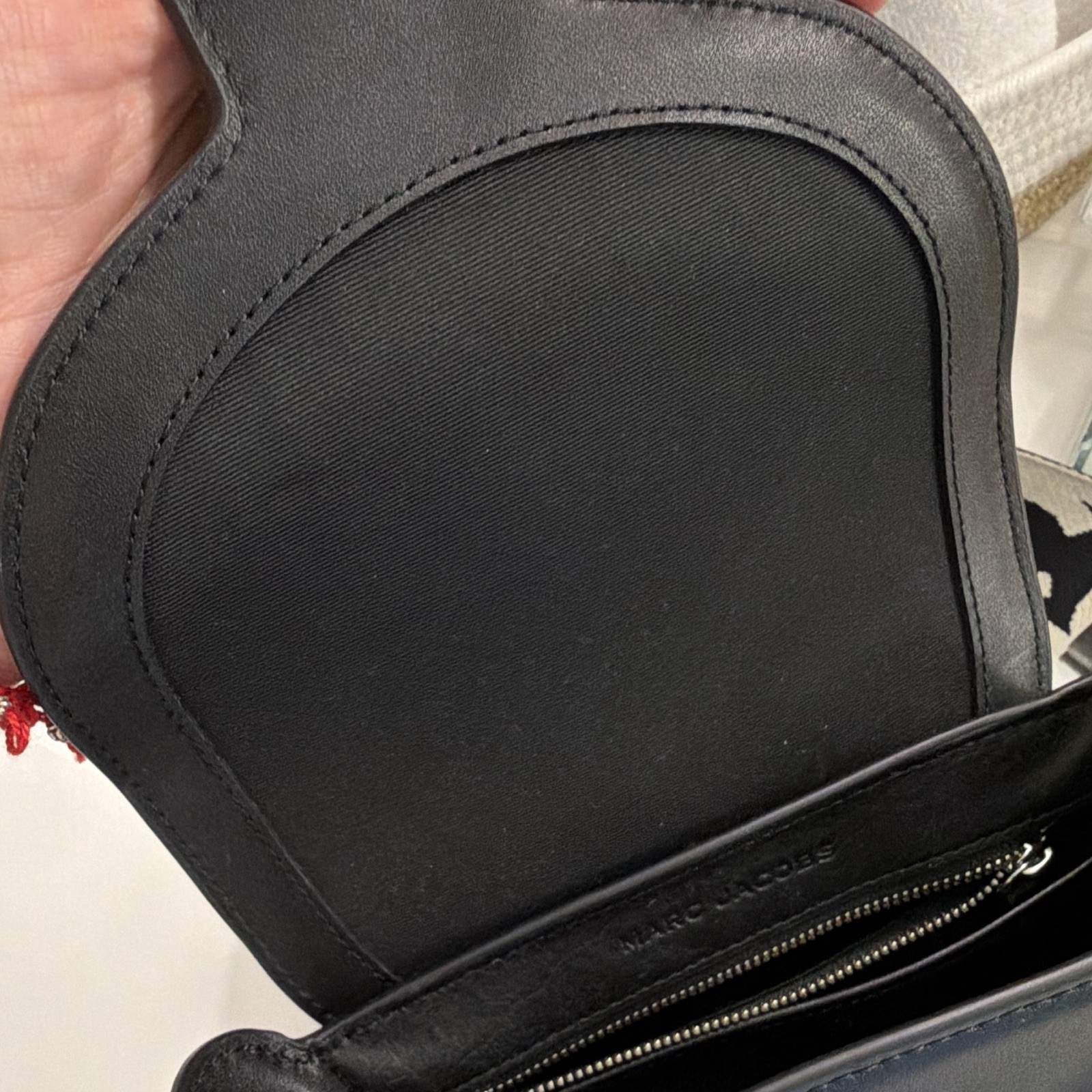 Marc Jacobs The J Marc Black Small Crossbody Logo Strap Magnetic Zipper