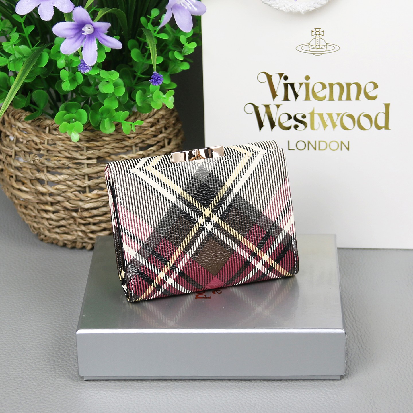 Vivienne Westwood Gamaguchi Trifold Wallet checked pattern 11cm × 9cm × 3cm