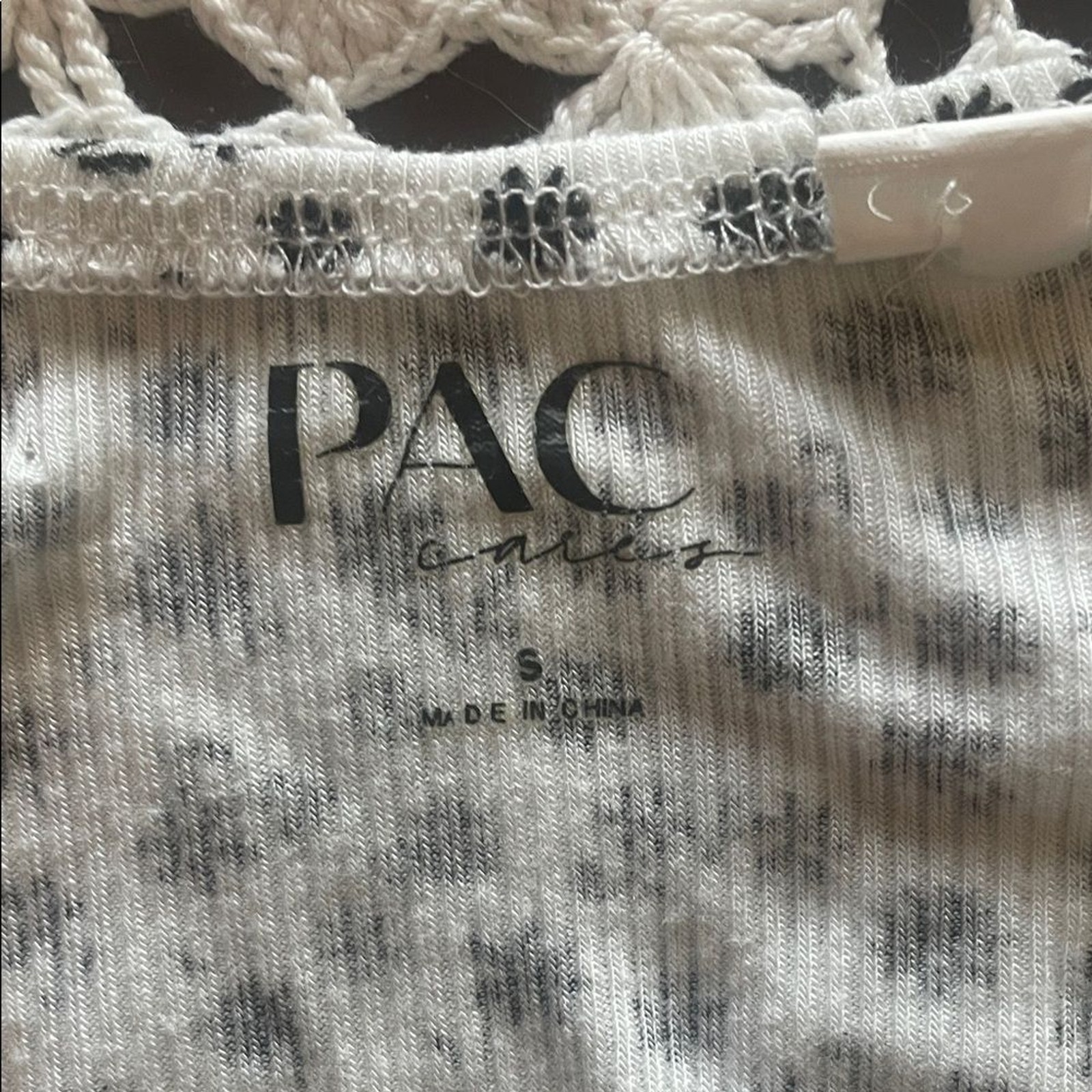 PacSun Black and White Floral Crop Top