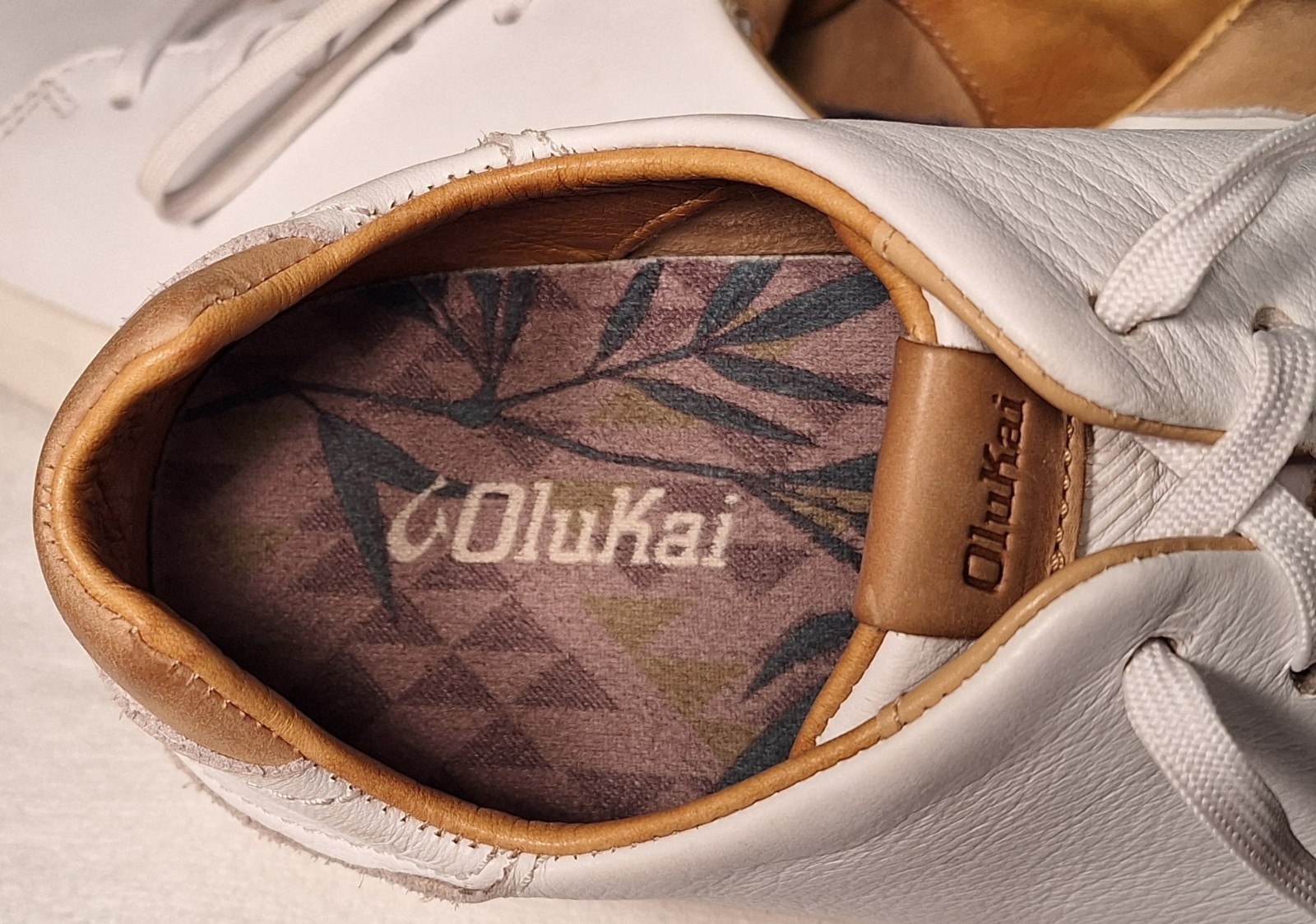 Olukai Lae’ahi Li ‘Ili Shoes Men’s Size 9.5 Leather Sneakers Low White