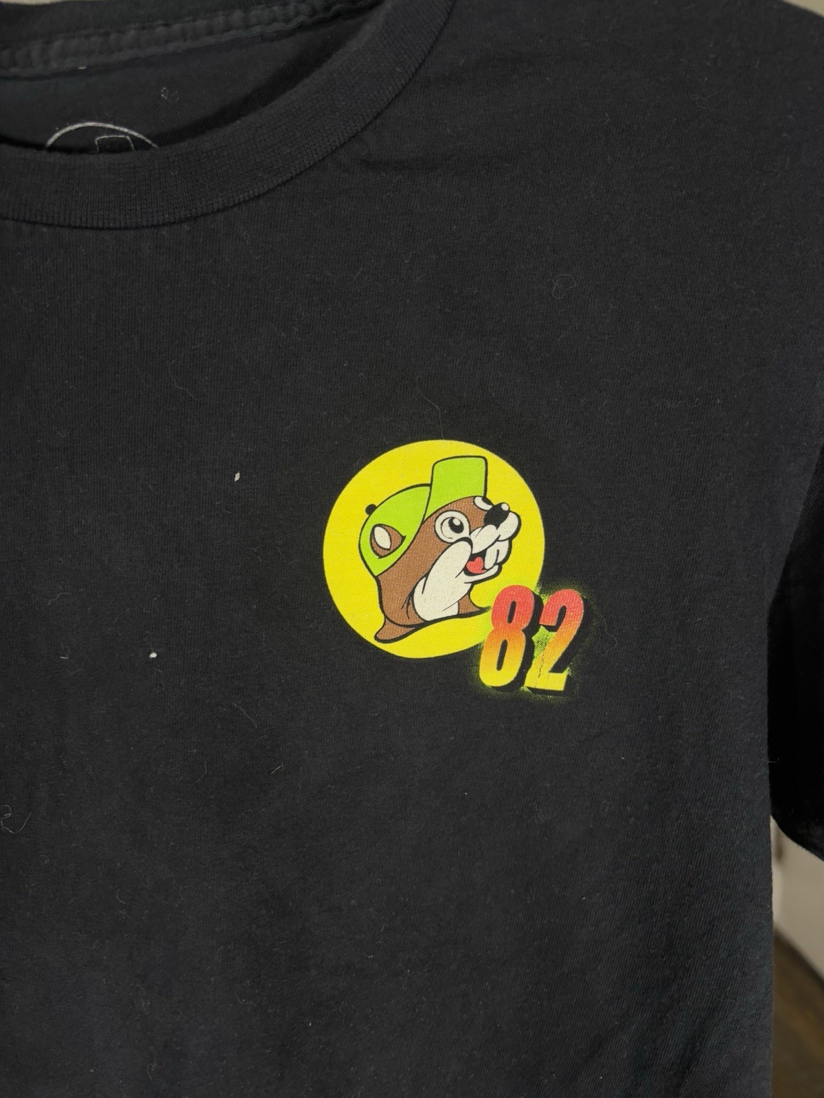 Buc-ee’s 82 Graphic Logo Men’s Black Short Sleeve Crew Neck T-Shirt Size S