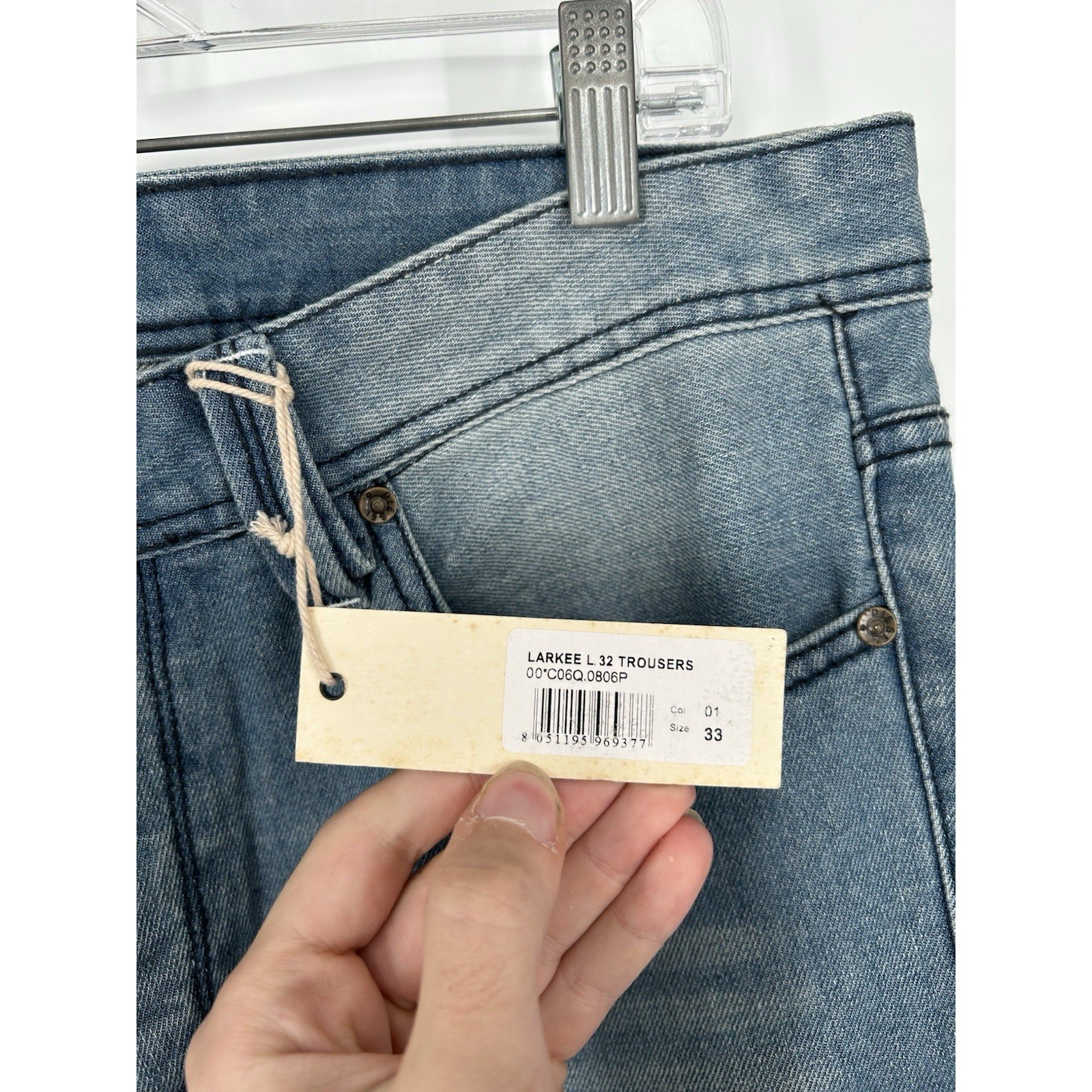 Diesel Larkee Straight Leg Regular Fit Medium Wash Distressed Jeans Size 33×32