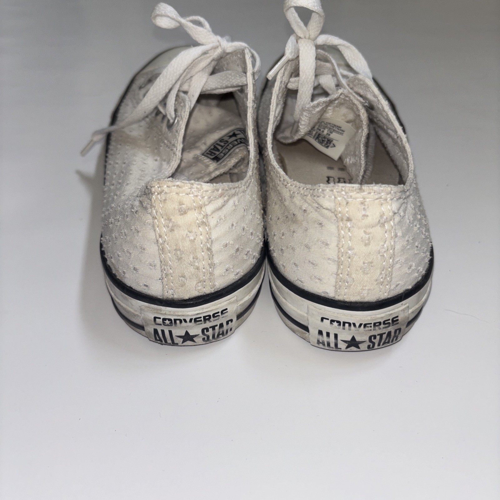 Converse all star Chuck Taylor Unisex 8.5 White Low Cut