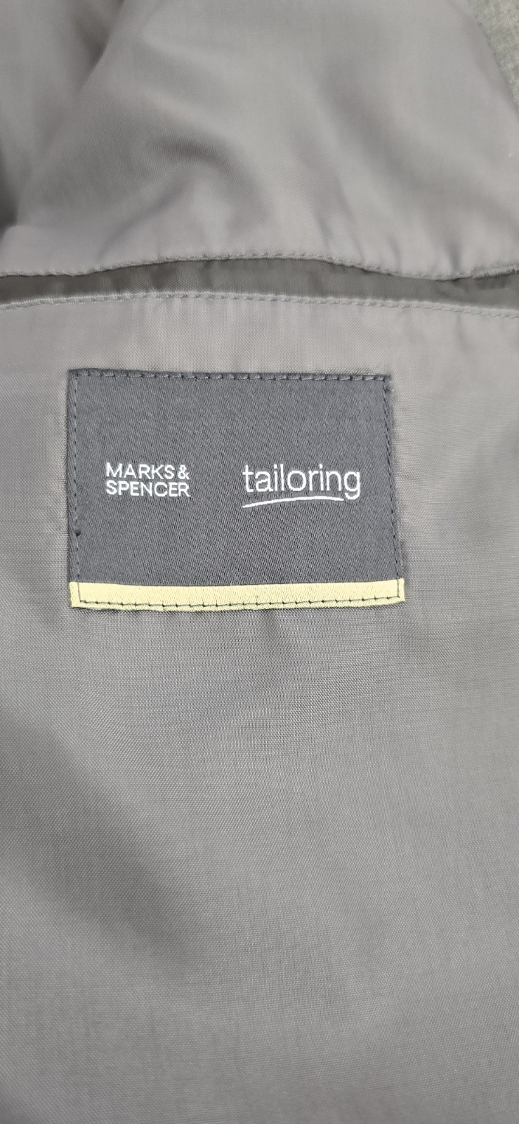 M&S Tailoring Single Breasted Jacket ‘Beige’ Machine Washable UK Chest 44″ Long