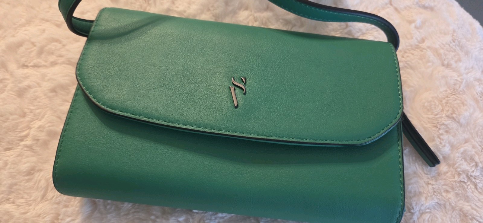 SIMPLY VERA WANG GREEN CROSSBODY HANDBAG