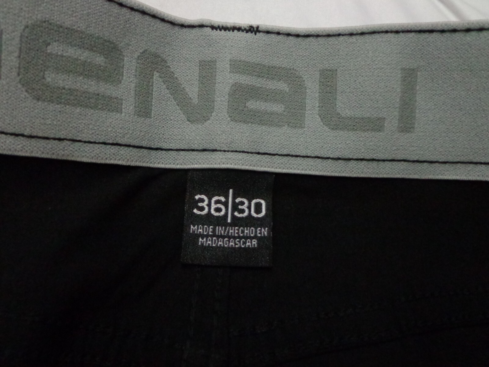 DENALI Black Tech Fabric Stretch Pants NWT 36/30 MSRP $54